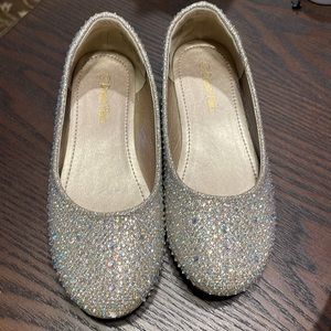 Girls gold rindstone shoes size 13